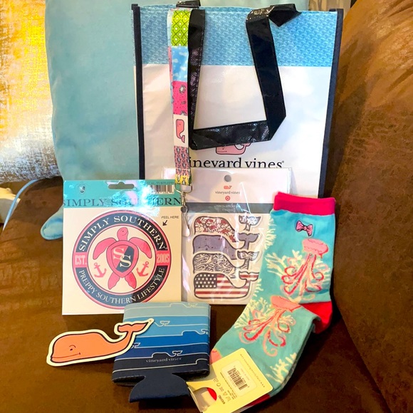 Vineyard Vines Accessories - NWT Preppy Vineyard Vines Simply Southern Grab Bag